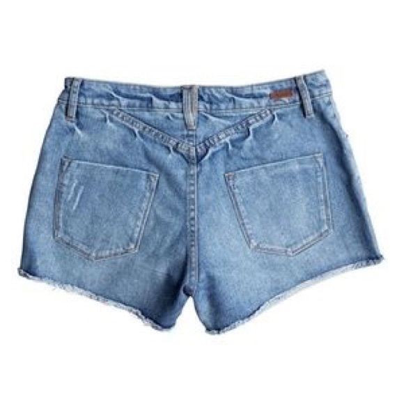 🆕Roxy Women's  Stripy Eighty Wash Short - Picture 8 of 8